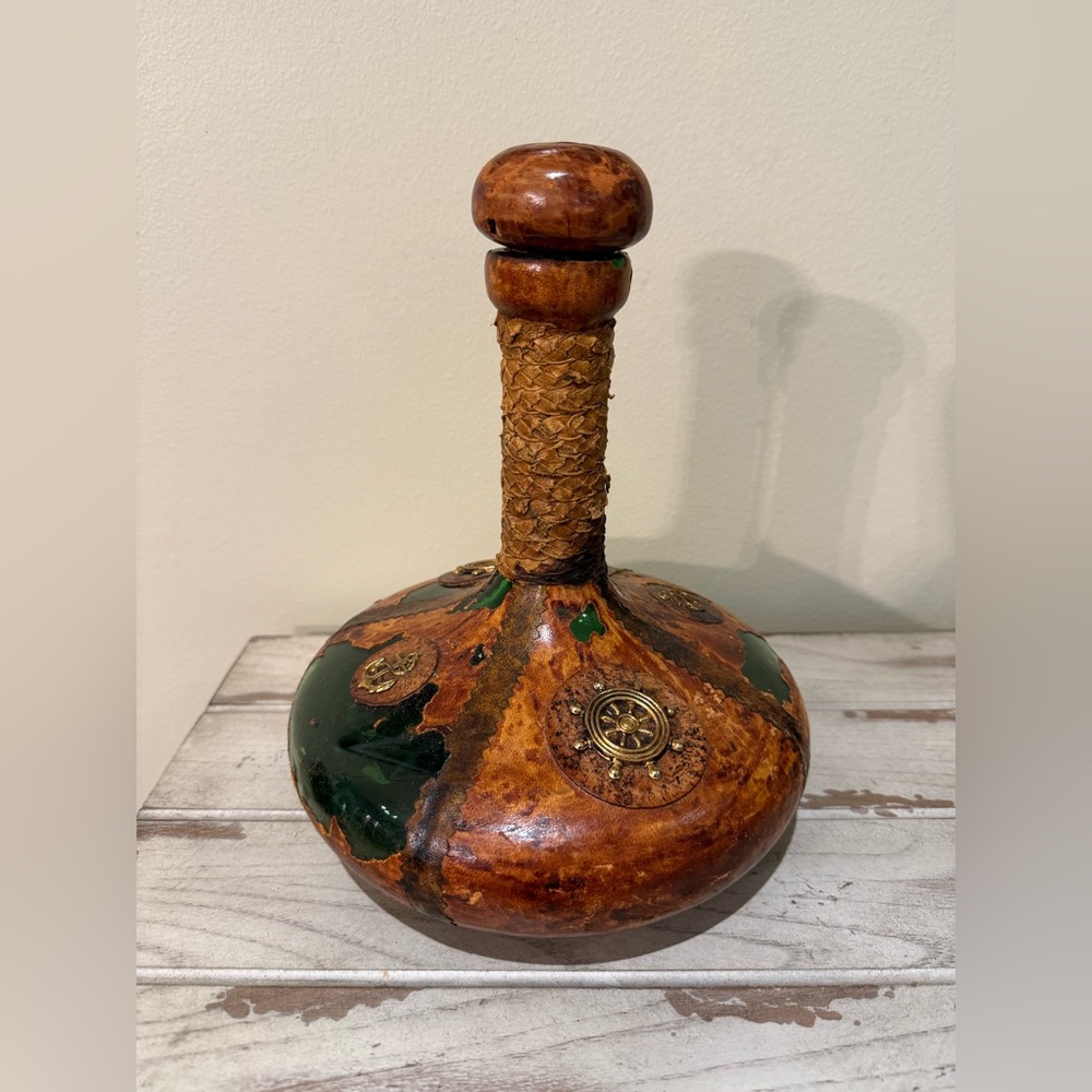 Vtg Leather Ship Decanter Italy Brass Anchor Ship's Captains Wheel Barware